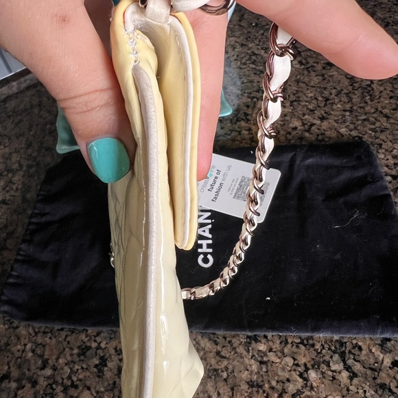 Authentic Chanel Chain Flap Bag Camellia Patent East West - Picture 11 of 16